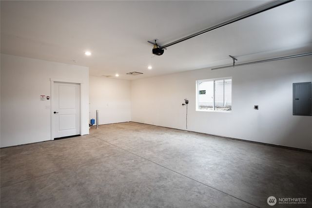 3010 Cedar View Way, Blaine, WA 98230