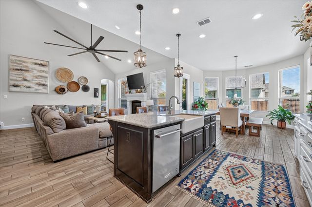 15040 Belclaire Avenue, Aledo, TX 76008