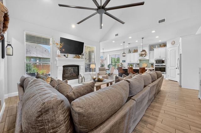15040 Belclaire Avenue, Aledo, TX 76008