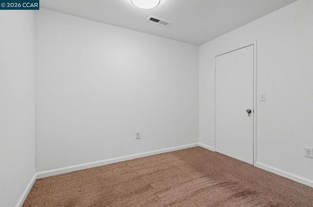 8314 8314 New York Dr, Stockton, CA 95210