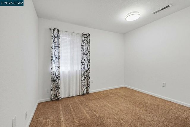 8314 8314 New York Dr, Stockton, CA 95210