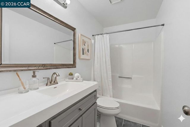 8314 8314 New York Dr, Stockton, CA 95210