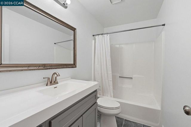 8314 8314 New York Dr, Stockton, CA 95210