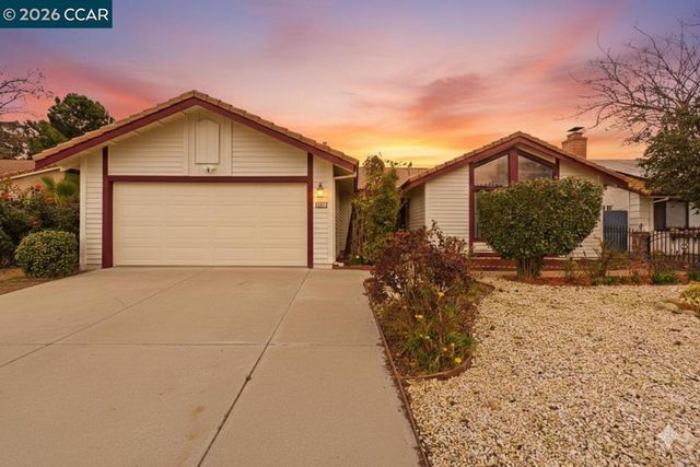 8314 8314 New York Dr, Stockton, CA 95210