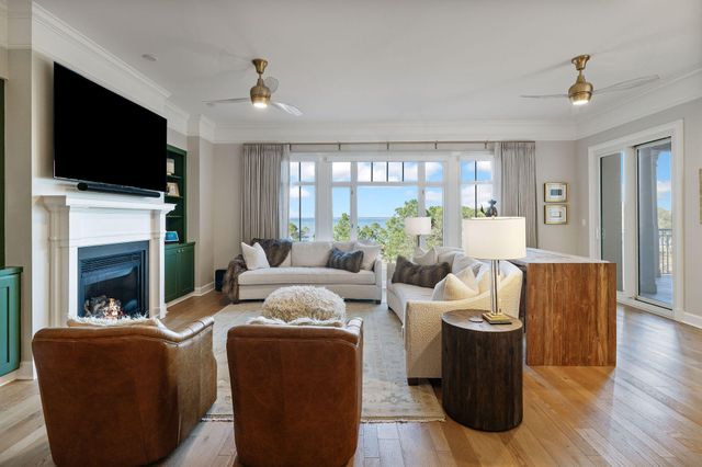 408 Kelly Plantation Drive 409, Destin, FL 32541