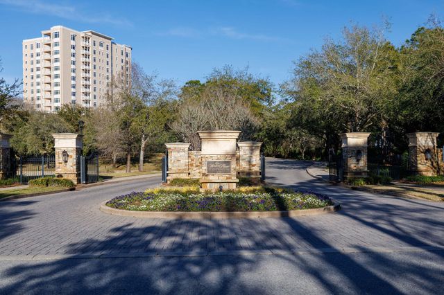 408 Kelly Plantation Drive 409, Destin, FL 32541