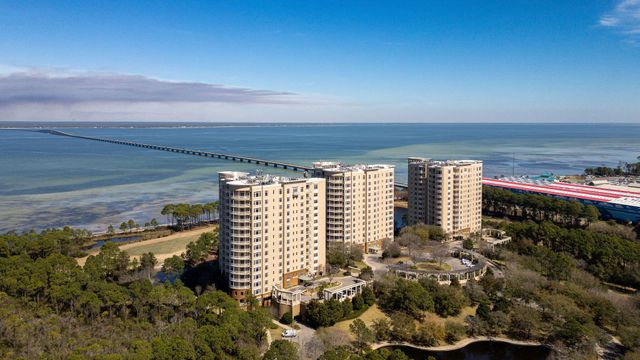 408 Kelly Plantation Drive 409, Destin, FL 32541