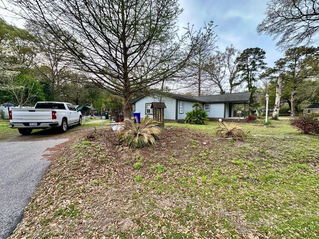 916 Leonard Drive, Johns Island, SC 29455