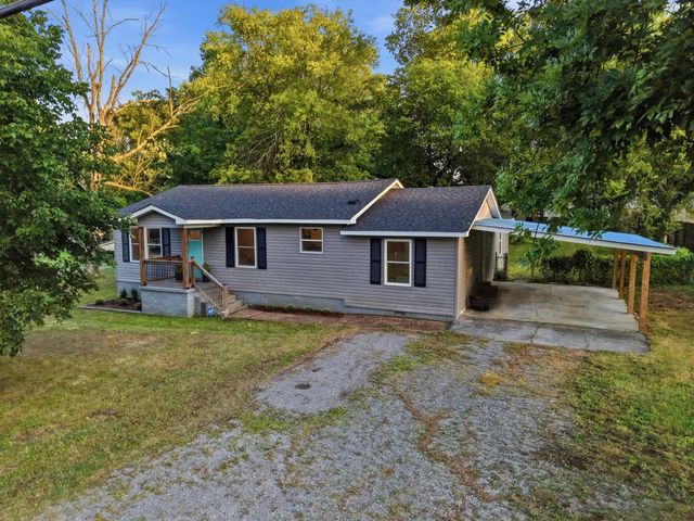 711 W James Avenue, Rossville, GA 30741