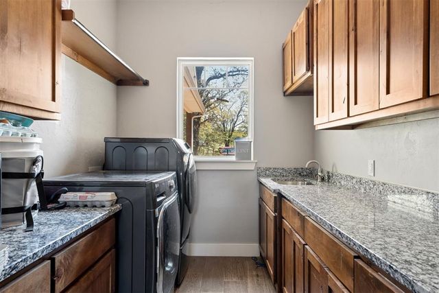 9951 S Coltrane Road, Guthrie, OK 73044