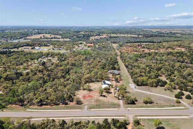 9951 S Coltrane Road, Guthrie, OK 73044