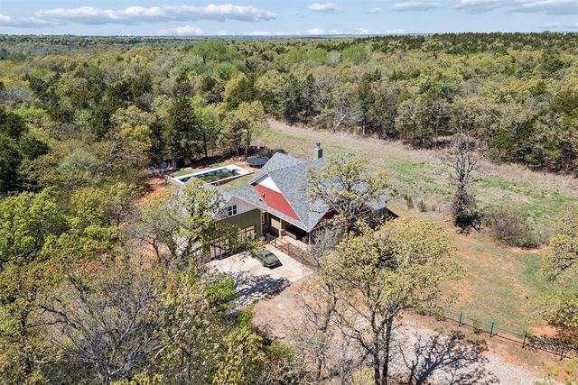 9951 S Coltrane Road, Guthrie, OK 73044