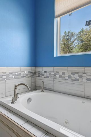 9951 S Coltrane Road, Guthrie, OK 73044