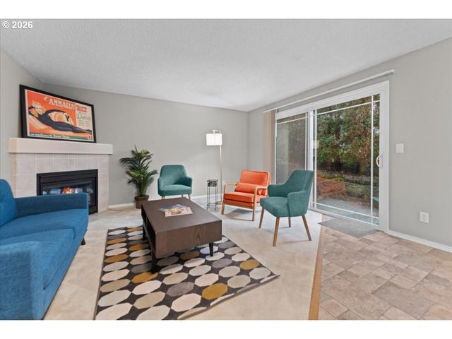 4212 Sw GARDEN HOME Rd, Portland, OR 97219