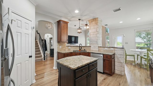 314 cascades, Cibolo, TX 78108