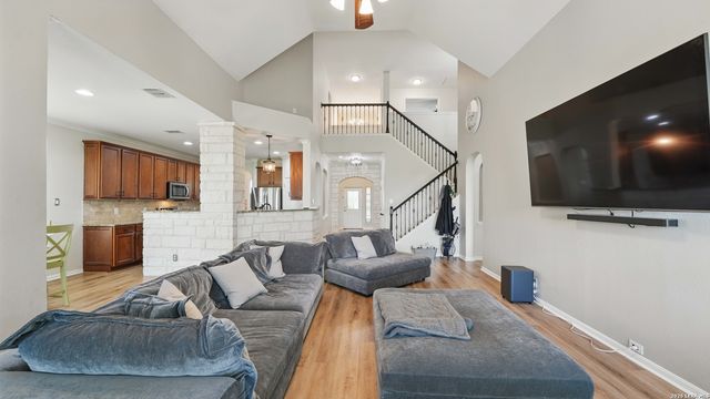 314 cascades, Cibolo, TX 78108