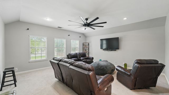 314 cascades, Cibolo, TX 78108