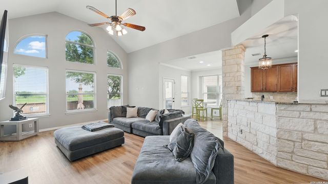 314 cascades, Cibolo, TX 78108