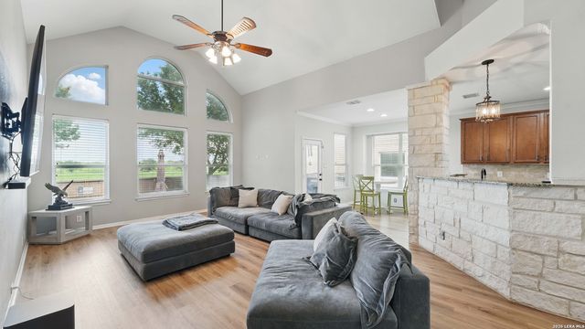 314 cascades, Cibolo, TX 78108