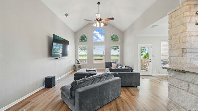 314 cascades, Cibolo, TX 78108