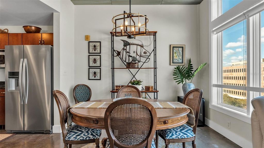 Image 15 of property listing at 125 N KENTUCKY AVENUE 505, Lakeland, FL 33801