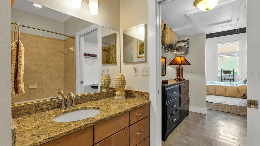 Image 25 of property listing at 125 N KENTUCKY AVENUE 505, Lakeland, FL 33801