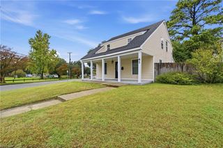 41 Aylwin RD, Portsmouth, VA 23702