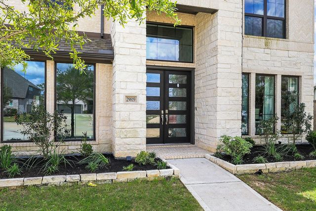 29819 Autumn Maple Court, Fulshear, TX 77494