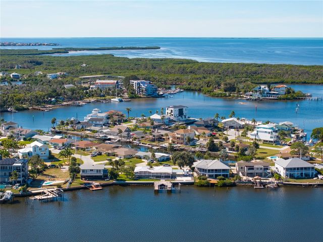 5027 WATERSIDE DRIVE, Port Richey, FL 34668