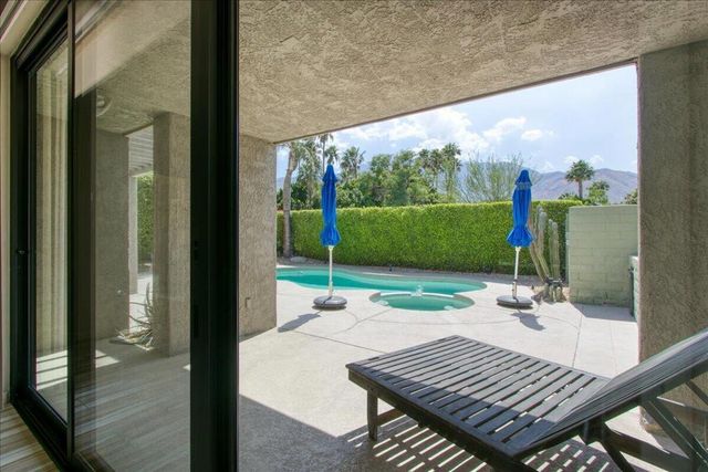 2995 Sundance Circle E, Palm Springs, CA 92262