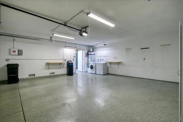 2995 Sundance Circle E, Palm Springs, CA 92262