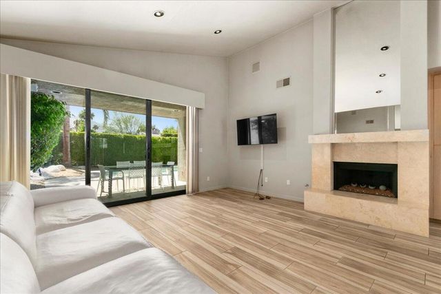2995 Sundance Circle E, Palm Springs, CA 92262