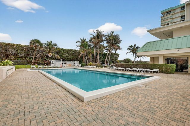 9940 S Ocean Drive 202, Jensen Beach, FL 34957