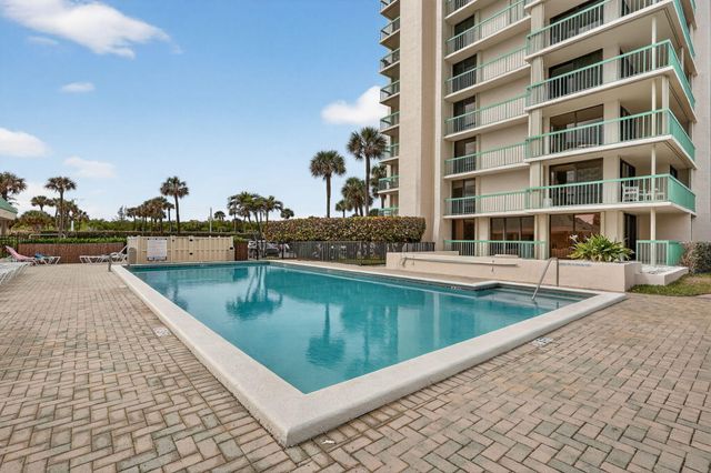 9940 S Ocean Drive 202, Jensen Beach, FL 34957