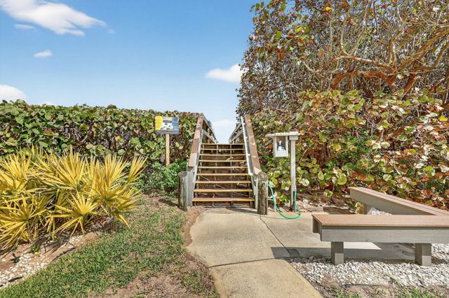 9940 S Ocean Drive 202, Jensen Beach, FL 34957