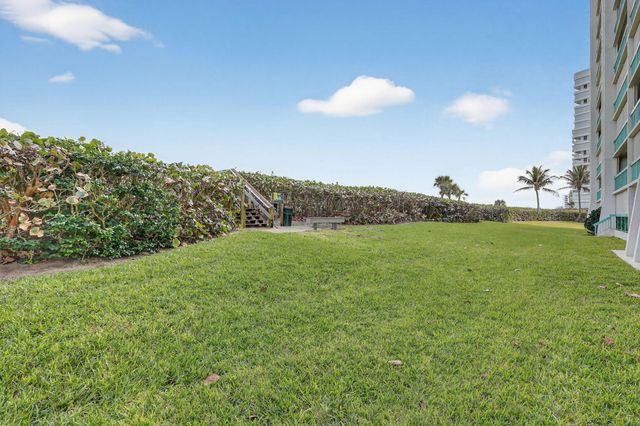 9940 S Ocean Drive 202, Jensen Beach, FL 34957