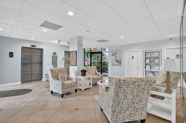 9940 S Ocean Drive 202, Jensen Beach, FL 34957