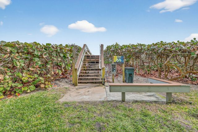 9940 S Ocean Drive 202, Jensen Beach, FL 34957