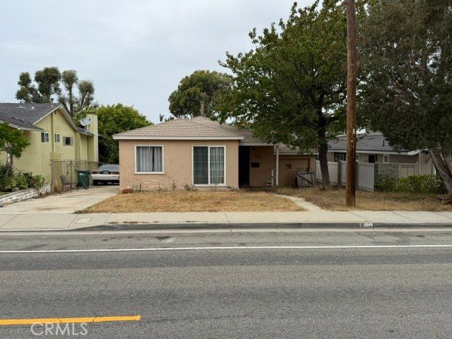 2909 N Valley, Manhattan Beach, CA 90266