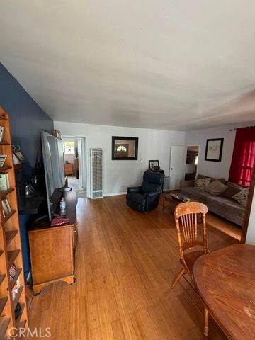 2909 N Valley, Manhattan Beach, CA 90266