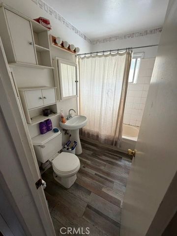2909 N Valley, Manhattan Beach, CA 90266