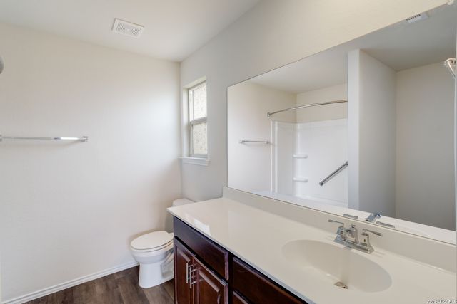 526 Wild Olive Way, San Antonio, TX 78219