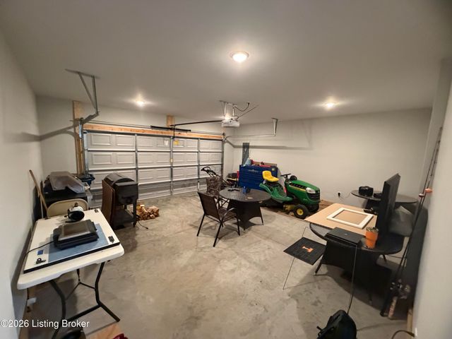 3036 Barlows Brook Rd, Shelbyville, KY 40065