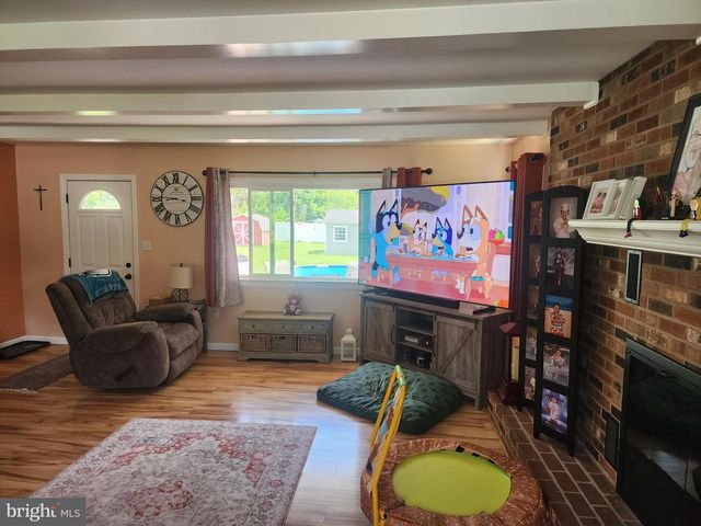 8 MARY JANE ST, Schwenksville, PA 19473