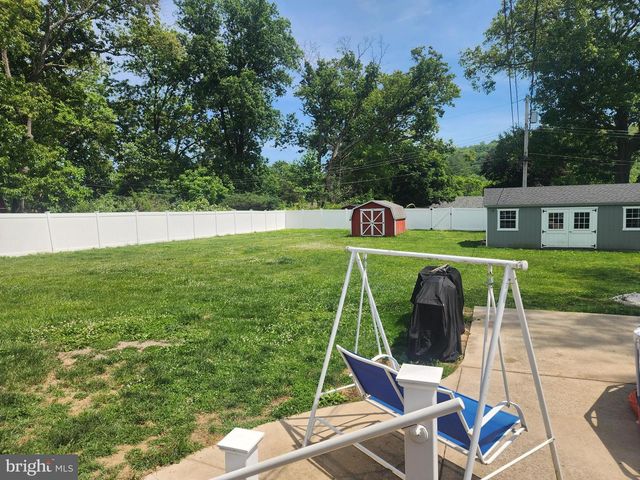 8 MARY JANE ST, Schwenksville, PA 19473