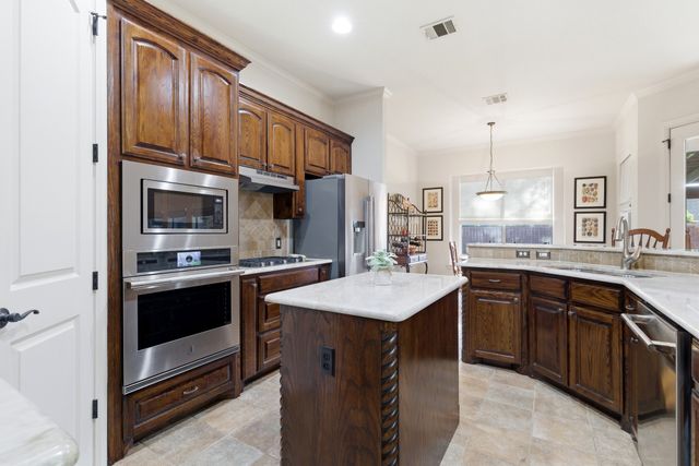 7013 Cherrybark Lane, North Richland Hills, TX 76182