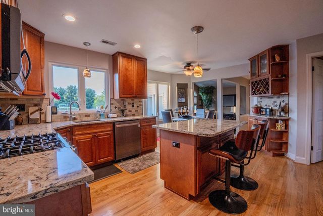 621 MOORE BLVD, Clayton, NJ 08312