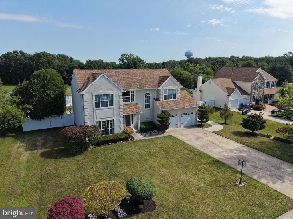 621 MOORE BLVD, Clayton, NJ 08312