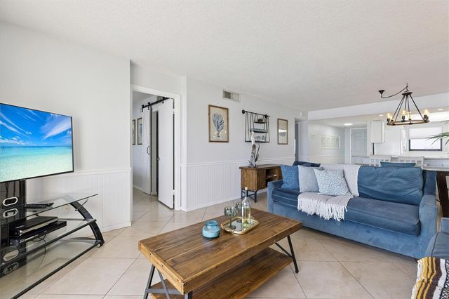 7520 RIDGEWOOD AVENUE 809, Cape Canaveral, FL 32920