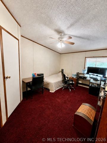 12091 N Lost City Road, Hulbert, OK 74441